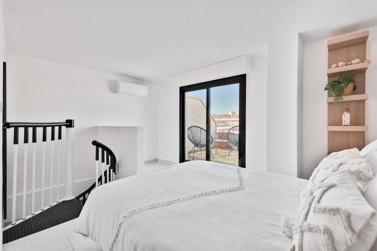 Apartamento La Fiesta, 250 M To The Sea Plus Swimming Pool Torrevieja Exterior photo